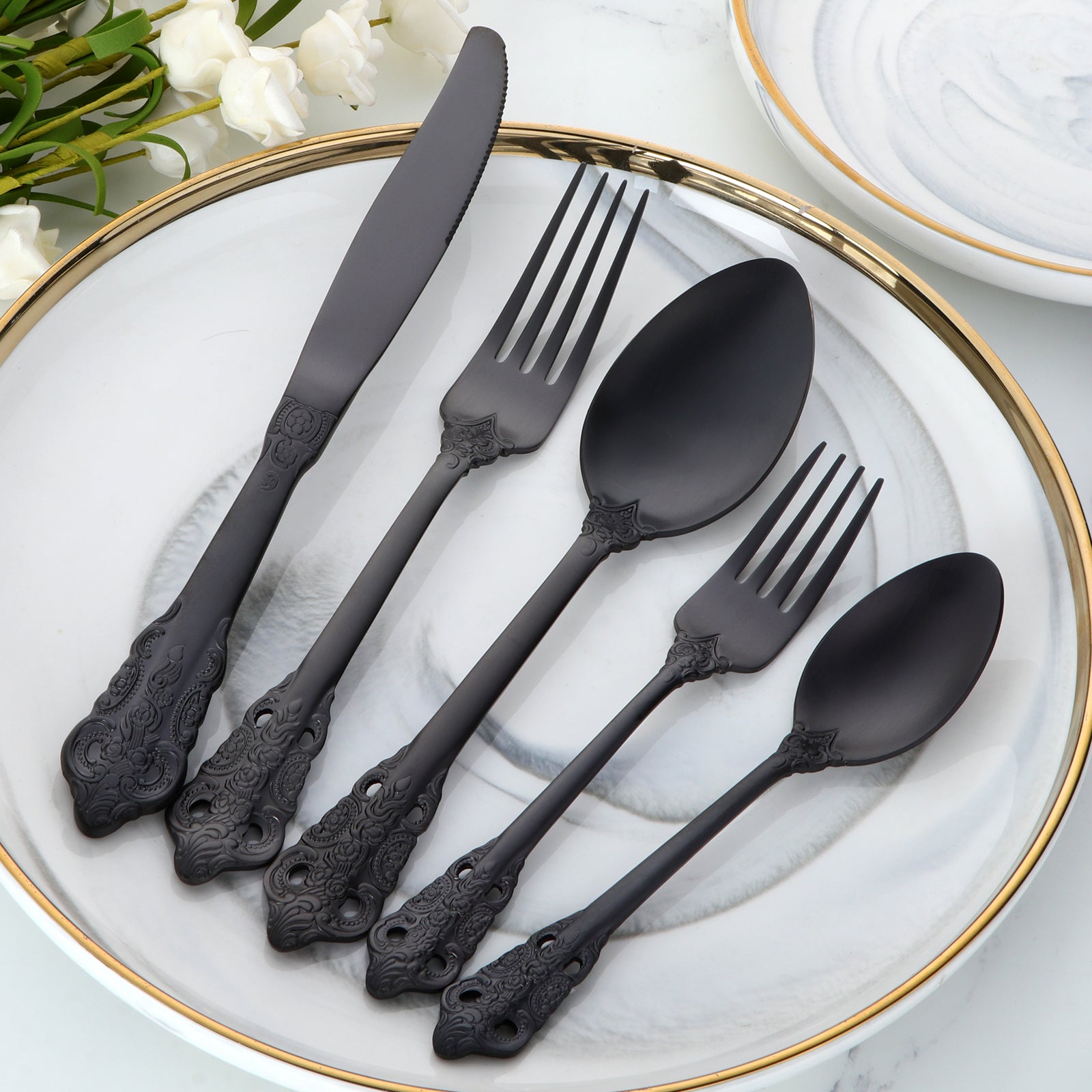 Buyer Star Hot sales Top Seller Dinnerware Sets Noble Classical Palace Stainless Steel Relief Cutlery Sets