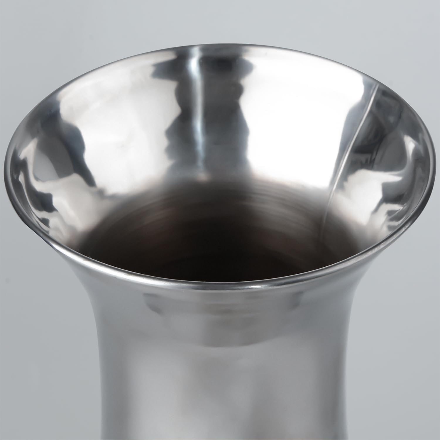 Metal Vase Centerpiece Decoration, Stainless Steel Tabletop Flower Vases- Ideal for Office, Home Wedding Birthday Anniversary Ceremony Event Decor