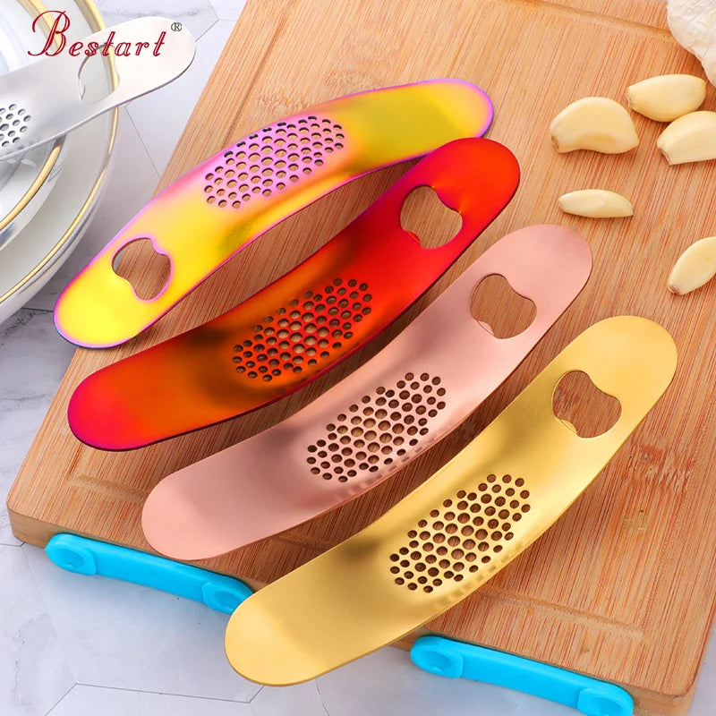 OEM/ODM Trending Manual Crusher Kitchen Accessories Tool Garlic Peeler Brush Stainless Steel Garlic Press