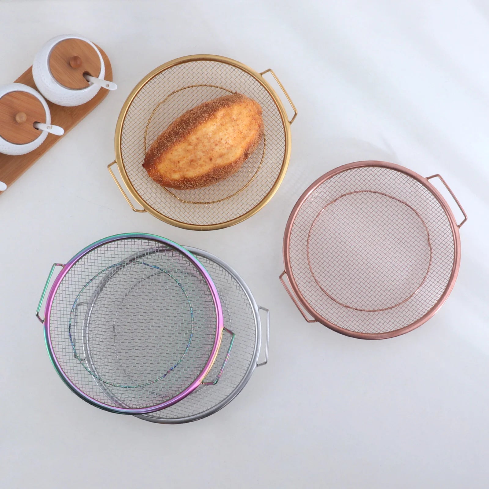 Kitchen Accessories Tools Multi-functional Round Stainless Steel Wash Fruit Flour Vegetable Storage Basket with Handle
