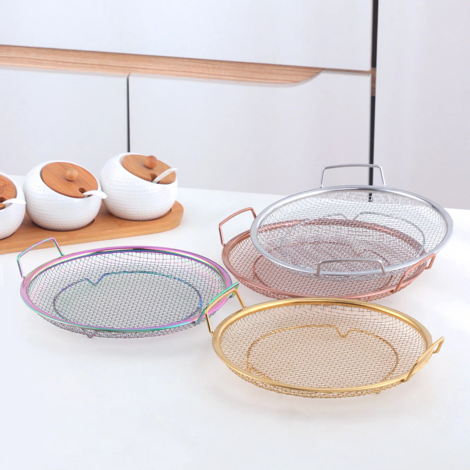 Kitchen Accessories Tools Multi-functional Round Stainless Steel Wash Fruit Flour Vegetable Storage Basket with Handle